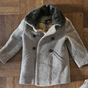 ZARA KIDS Stylish Kids' Wool Beige Coat SZ 3-4 with detachable Faux Fur Collar